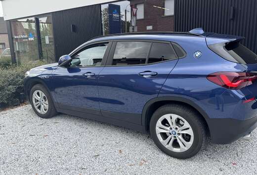 BMW xDrive25e Advantage