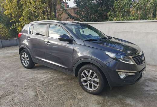 Kia Sportage 2.0 CRDi 4WD Sense -- AUTOMATIQUE --