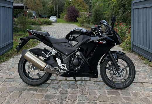 Honda ABS *A2 / 35KW* 5700KM @AelbrechtMotors