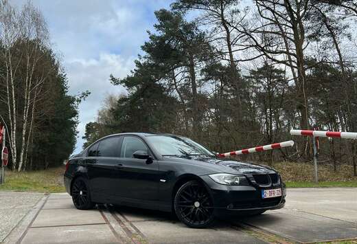 BMW 318i e90