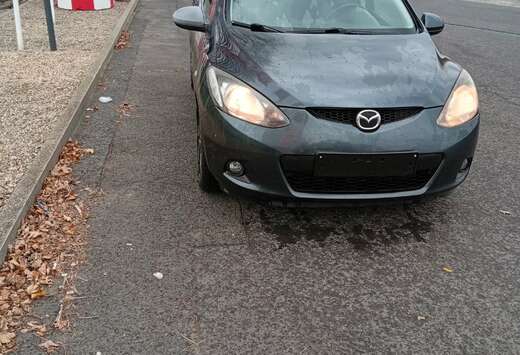 Mazda 2 1.4i 16v Active