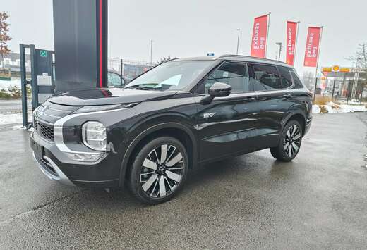 Mitsubishi INSTYLE +