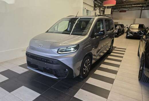 Toyota Verso//7zit//Family //Leder//GPS//CAMERA