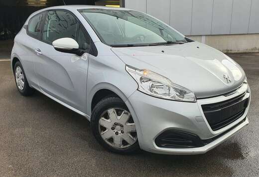 Peugeot 208 1.0i CLIM LIKEEURO690000 KMS