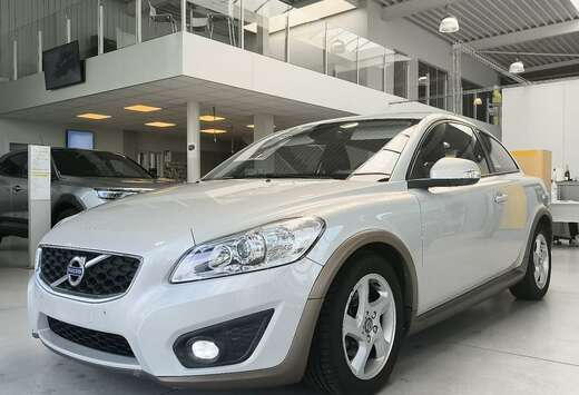 Volvo 1.6D*ParkSens.A*CruiseC*A/C*BLTH*S/S*Autom.Verl ...