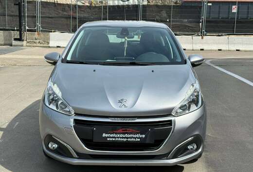 Peugeot 208 1.2i PureTech Allure S