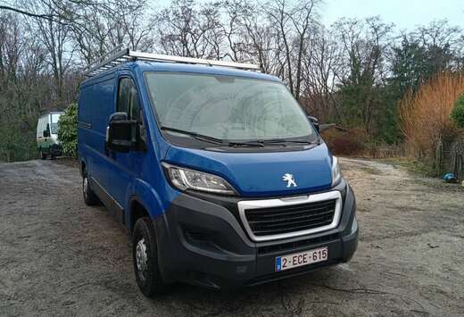 Peugeot HDi 335 L2H1 Service Edition