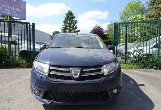 Dacia 1.2i Laureate