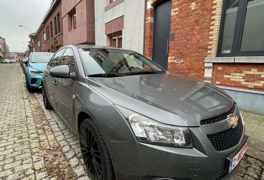 Chevrolet 1.8i LT