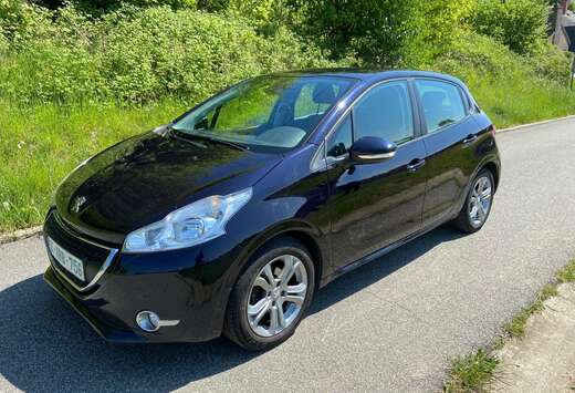 Peugeot 1.2 VTi 82ch BVM5 Urban Soul