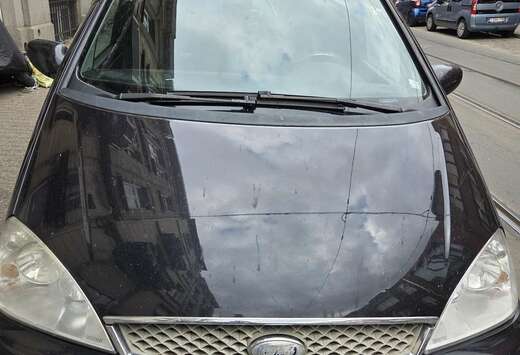 Ford 2.3i Ghia Select-Shift A