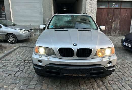 BMW 3.0 Full Option uniquement l’exportation