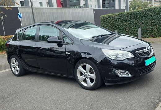 Opel Astra 1.7 CDTi ECOTEC Enjoy DPF
