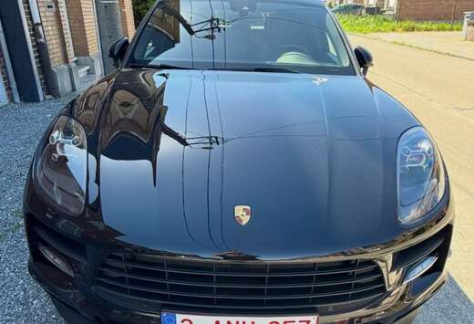 Porsche Macan 2.0 Turbo PDK