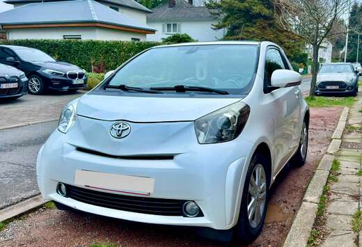 Toyota iQ 1.33i VVT-i Premium