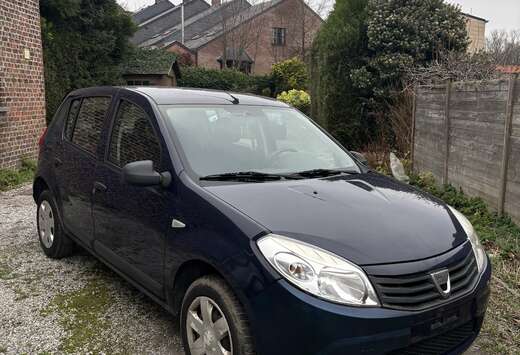 Dacia GEKEURD VOOR VERKOOP/ PRT  IMMATRICULER