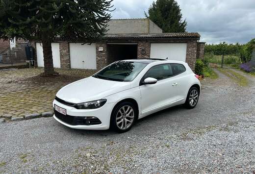 Volkswagen Scirocco 2.0 CR TDi DPF
