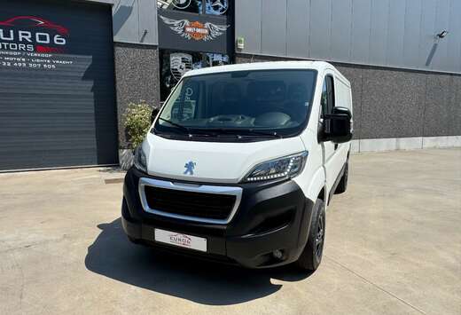 Peugeot 2.0 BlueHDi L1H1 Premium S/S