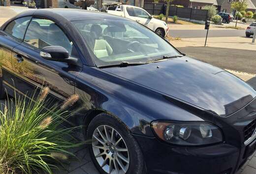Volvo Cabrio 2.0 Turbo - D Kinetic Powershift