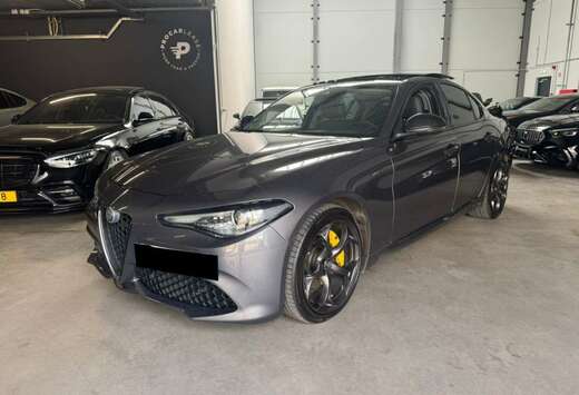 Alfa Romeo Giulia Veloce Q4 /211 CV /19/PANO/CAMERA/C ...