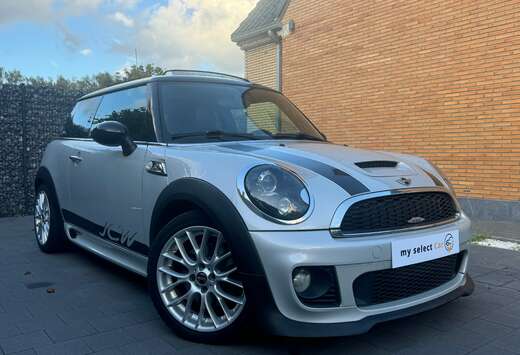 MINI Mini 1.6i Cooper S John Cooper Works
