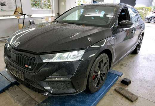 Skoda Combi RS PHEV 245CV TSI iV DSG6 *MATRIX* *Tête ...