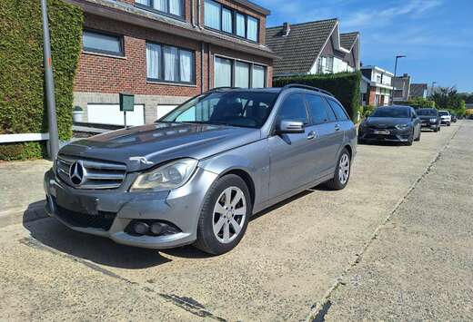 Mercedes-Benz CDI BlueEFFICIENCY accident