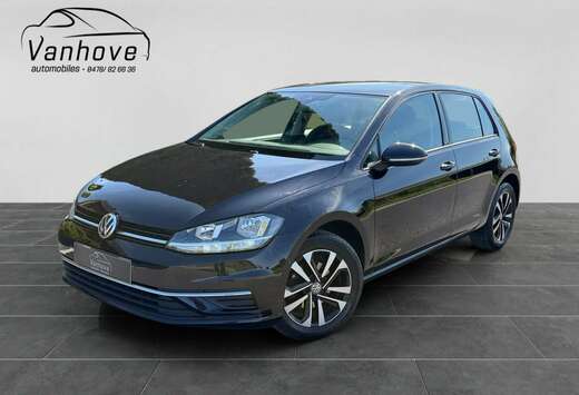 Volkswagen Golf 1.0 TSI