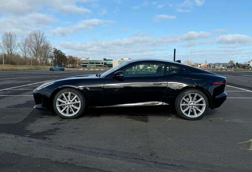 Jaguar F-Type Coupe 2.0 i4 P300