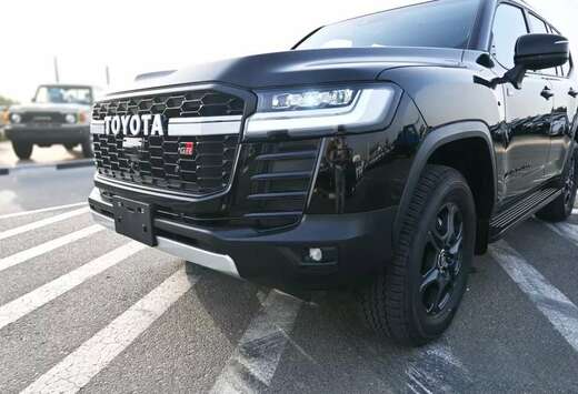Toyota 300 GR-SPORT