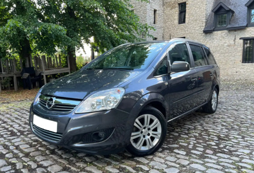 Opel Zafira 1.8i XER Cosmo - 7 leather seats