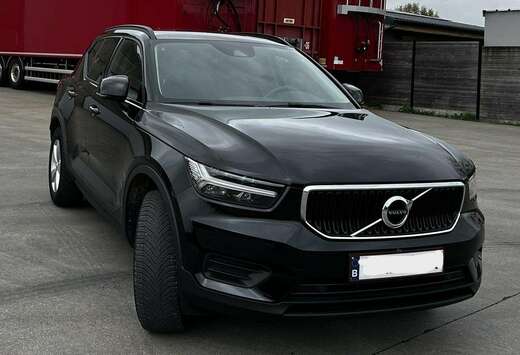 Volvo XC40 1.5 T2 Momentum Core Geartronic + inklapba ...