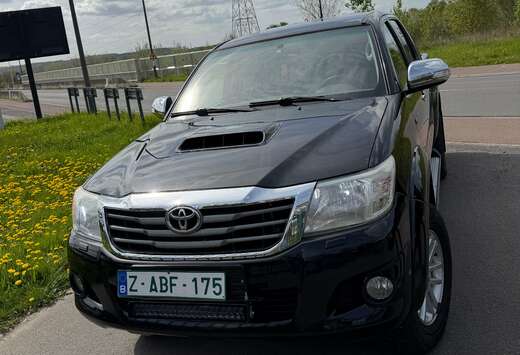 Toyota 2.5 D-4D 4WD S