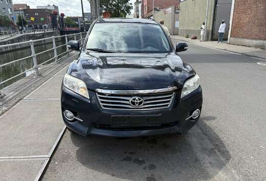 Toyota RAV4 115 D-4D VXE