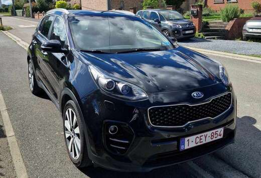 Kia 2.0+CRDi+AWD+Sense