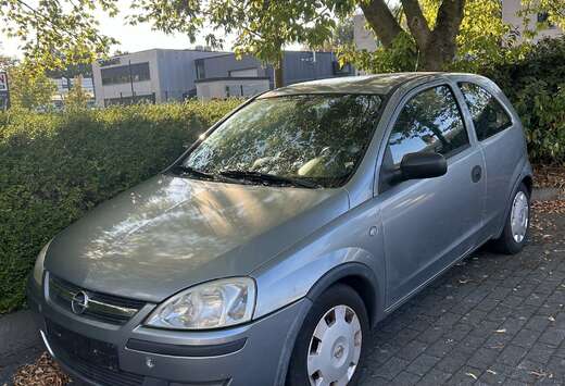 Opel 1.2i XE 16v Essentia