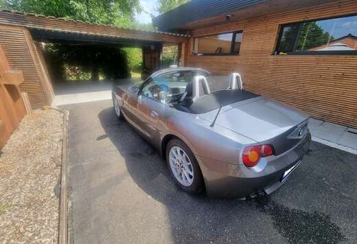 BMW Z4 2.2i 24v