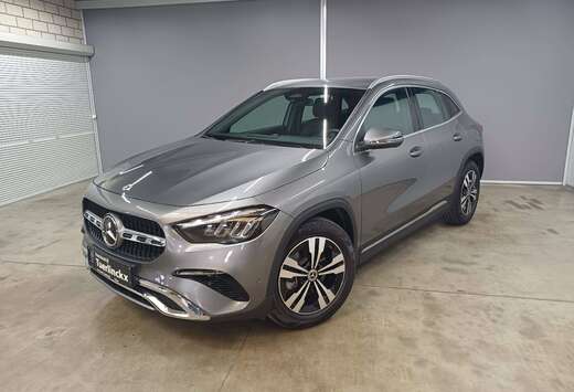 Mercedes-Benz GLA 180 Cyber Edition,Apple Carplay/And ...