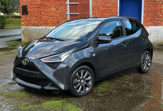 Toyota Aygo 1.0i CARPLAY / AIRCO / CAMERA