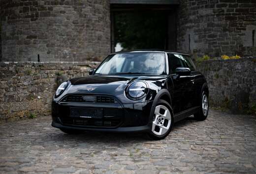 MINI C NEW Model, Navi, Caméra,Park assit, Clim Auto