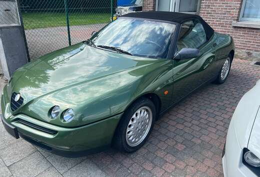 Alfa Romeo Spider 2.0 16V Twin Spark