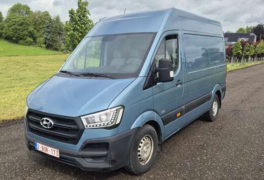 Hyundai H350 2.5 CRDi Company
