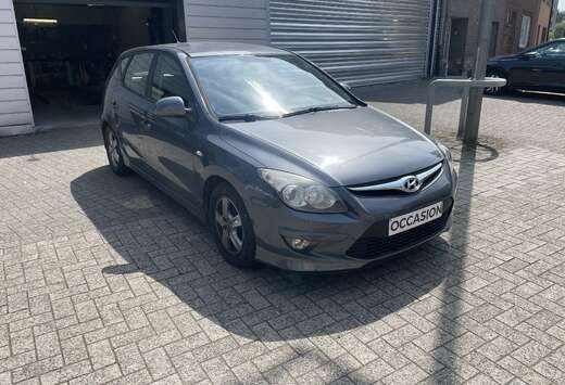 Hyundai i30 1.6 CRDi U2 Blue Style ISG 103gr.1 ER PRO ...