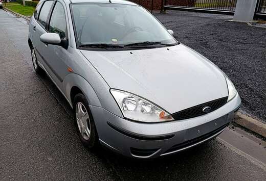 Ford Focus 1.6i 16v Ambiente