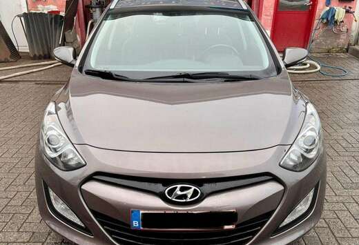 Hyundai i30cw+1.6+Style