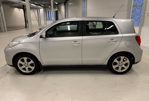 Toyota Urban Cruiser 1.3 VVT-I Luna