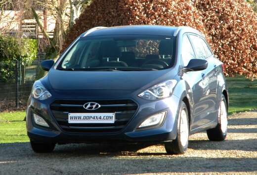 Hyundai i30 SW 1.6 GDi  Essence  87000 km 9990 € ga ...
