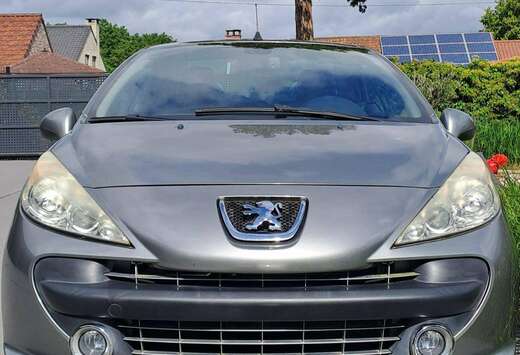 Peugeot 207 CC 1.6i 16v Roland Garros