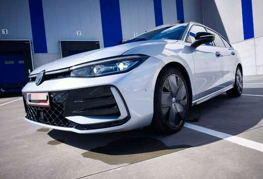 Volkswagen Passat Variant 1.5 eTSI R-Line Business Pr ...