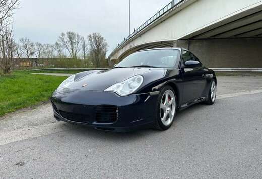 Porsche 996 Carrera 4S